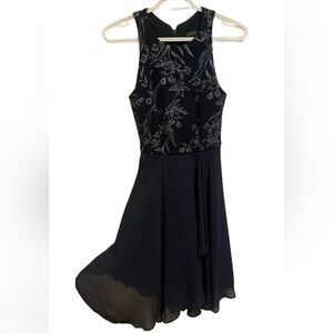 Le Château Girls’ Navy Fit & Flare Dress - Size XXS (Kids)